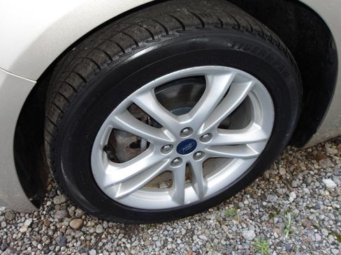 Used 2018 Ford Fusion S image 30