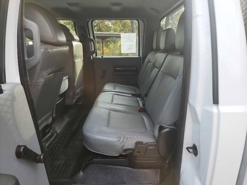 Used 2012 Ford F250 XL w/ Skid Plate Pkg image 28
