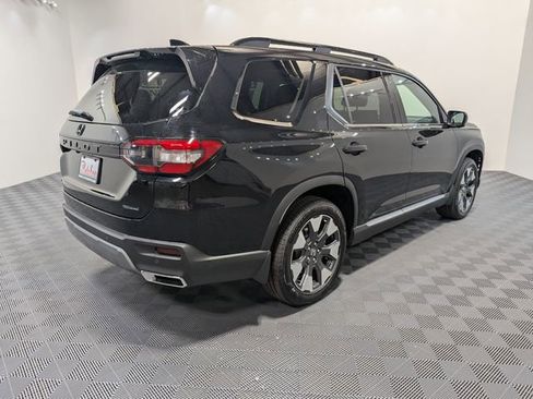 New 2026 Honda Pilot Touring image 6