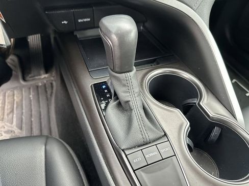 Used 2023 Toyota Camry SE FWD image 25
