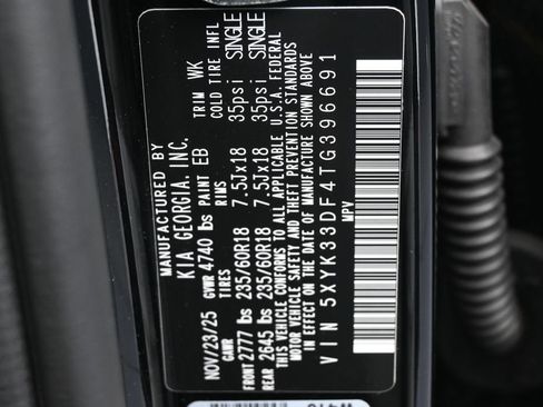 Used 2026 Kia Sportage EX w/ EX Panorama Roof Package FWD image 17