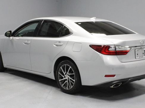 Used 2017 Lexus ES 350 FWD image 9