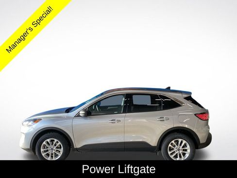 Used 2022 Ford Escape SE w/ Convenience Package image 16