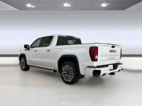 Used 2023 GMC Sierra 1500 Denali Ultimate AWD/4WD image 3