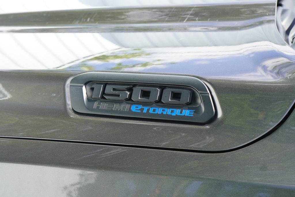 Used 2023 RAM 1500 Big Horn AWD/4WD image 12