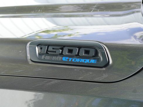Used 2023 RAM 1500 Big Horn AWD/4WD image 12