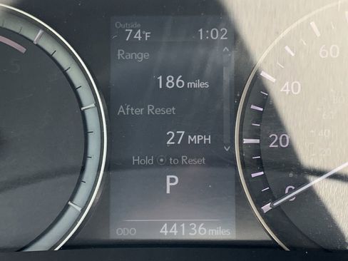 Used 2020 Lexus RX 450h AWD w/ Luxury Package image 22