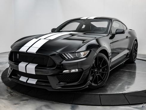 Used 2015 Ford Mustang Shelby GT350 RWD image 6