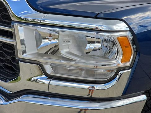 Used 2024 RAM 2500 Tradesman w/ Chrome Appearance Group AWD/4WD image 28