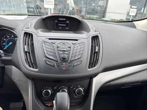 Used 2016 Ford Escape SE image 10