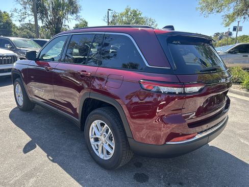 New 2026 Jeep Grand Cherokee Laredo X RWD image 5