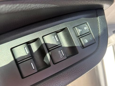 Certified 2018 Honda Pilot EX-L image 11