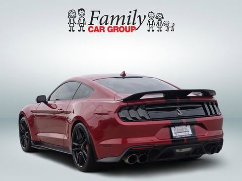 Used 2021 Ford Mustang Shelby GT500 w/ Technology Package RWD image 3