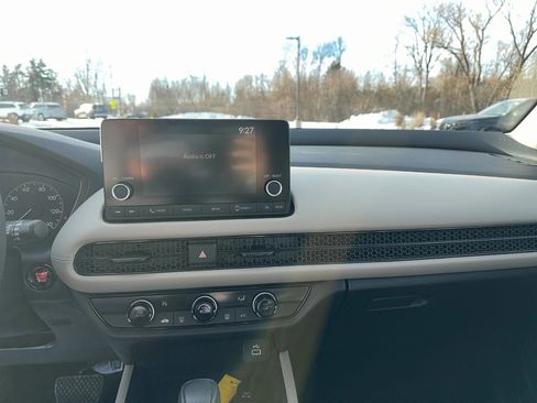 Certified 2023 Honda HR-V LX image 10