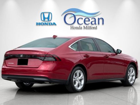 New 2026 Honda Accord LX image 5