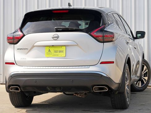 Used 2023 Nissan Murano S image 4