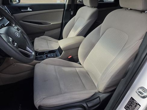 Used 2020 Hyundai Tucson SE w/ Cargo Package FWD image 17