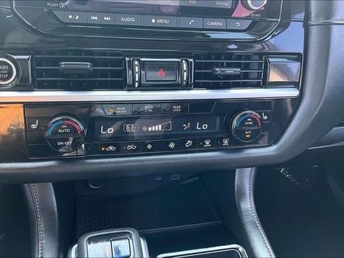 Certified 2022 Nissan Pathfinder SV FWD image 15