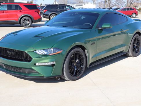 Used 2022 Ford Mustang GT image 2