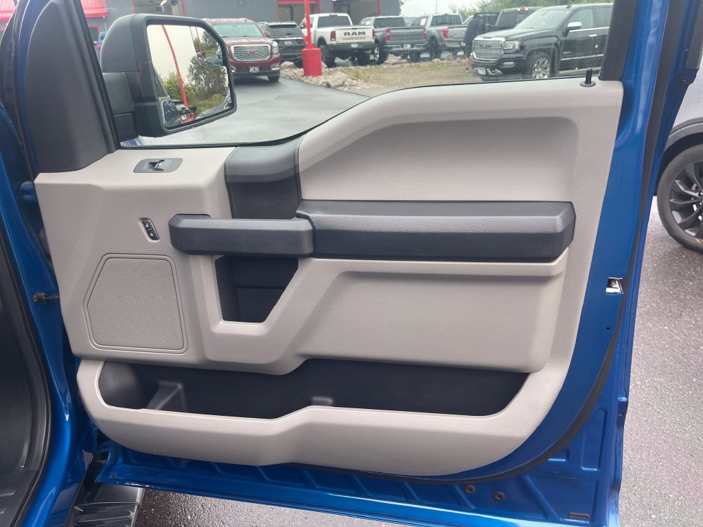 Used 2018 Ford F150 XL w/ Equipment Group 101A Mid AWD/4WD image 32