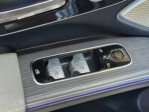 Certified 2023 Mercedes-Benz EQS 580 4MATIC SUV image 12