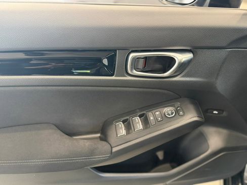 Used 2024 Honda Civic EX image 11