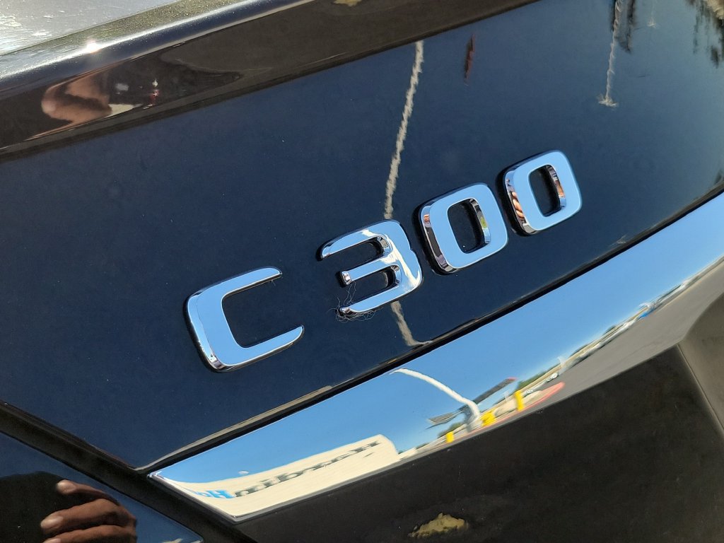 Used 2019 Mercedes-Benz C 300 Sedan image 8