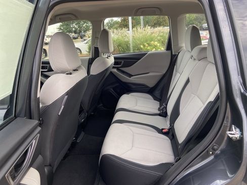 Used 2023 Subaru Forester AWD/4WD image 45