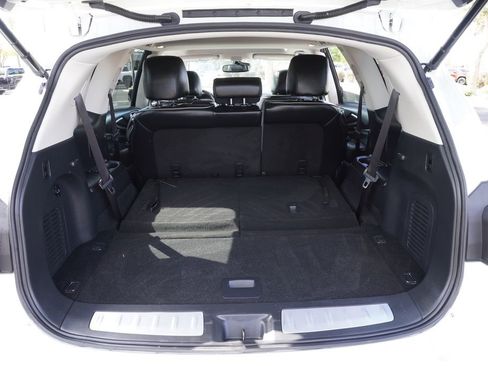 Used 2020 INFINITI QX60 Luxe w/ Essential Package image 8