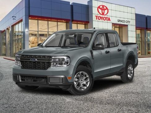 Used 2024 Ford Maverick XLT FWD image 2