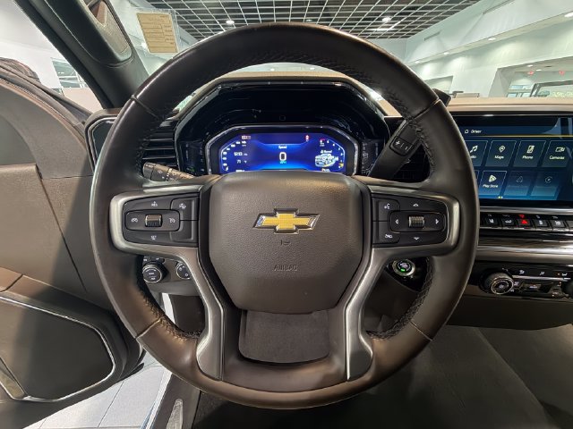 Used 2024 Chevrolet Silverado 2500 LT AWD/4WD image 16