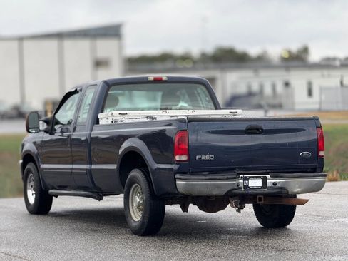 Used 2003 Ford F250 XL image 10