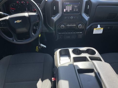 Used 2022 Chevrolet Silverado 2500 Custom w/ Gooseneck/5TH Wheel Package AWD/4WD image 9