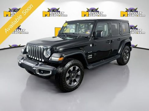 Used 2018 Jeep Wrangler Unlimited Sahara w/ Uconnect 4C Nav & Sound Group AWD/4WD image 1