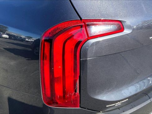 Used 2022 Kia Telluride S image 25