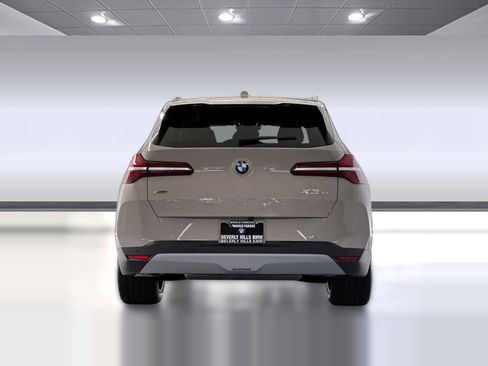 Used 2026 BMW X3 xDrive30 w/ Convenience Package image 9