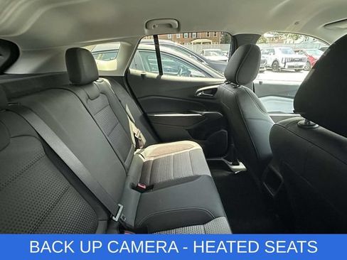 Used 2025 Chevrolet Trax LT w/ Driver Confidence Package FWD image 3