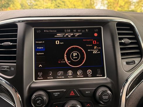 Used 2015 Jeep Grand Cherokee SRT AWD/4WD image 28