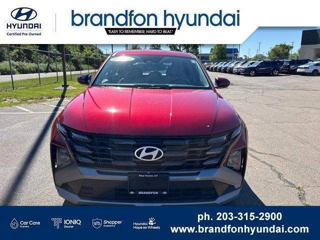 Certified 2026 Hyundai Tucson SE AWD/4WD image 2