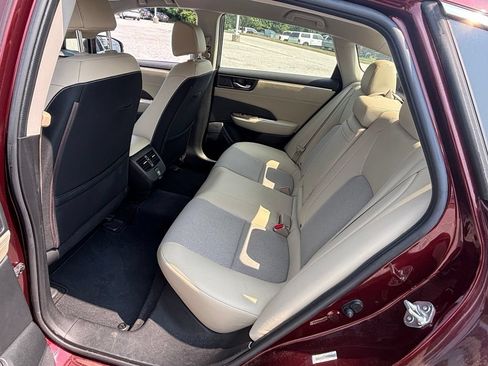 Used 2018 Honda Clarity Plug-In Hybrid image 13
