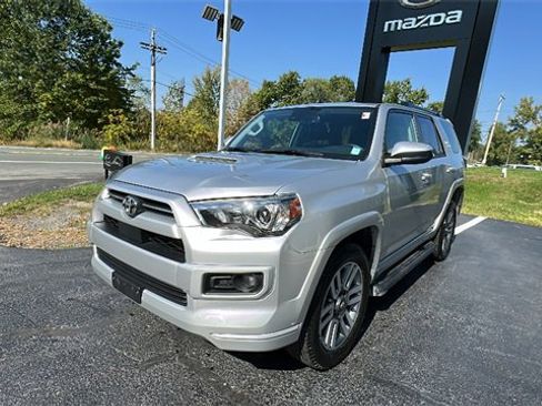 Used 2023 Toyota 4Runner TRD Sport image 2