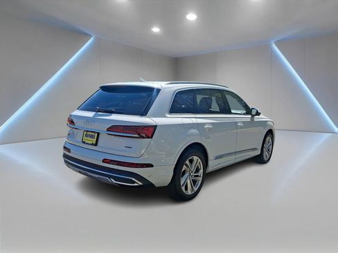Used 2023 Audi Q7 3.0T Premium w/ Convenience Package AWD/4WD image 5