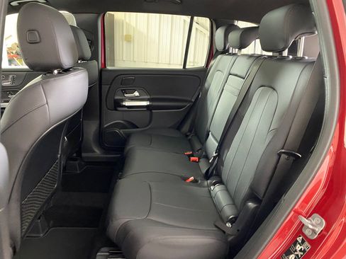 New 2026 Mercedes-Benz GLB 250 4MATIC image 13