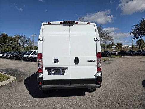 New 2026 RAM ProMaster 2500 w/ Convenience Group FWD image 5