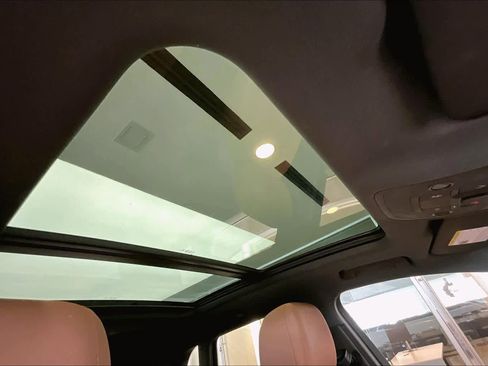 Certified 2022 Audi Q3 2.0T Premium image 13