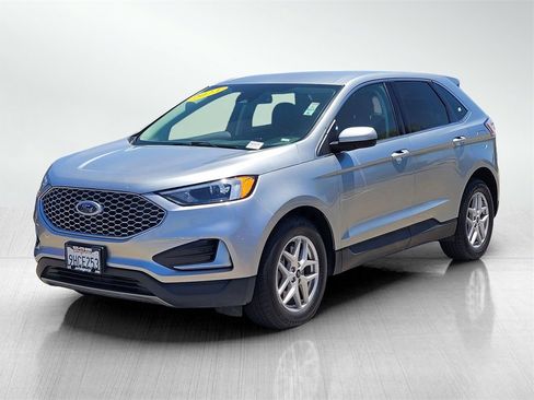 Used 2023 Ford Edge SEL image 8