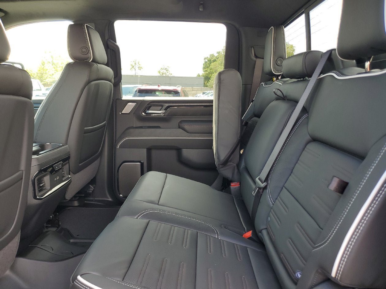 New 2026 GMC Sierra 2500 AT4X AWD/4WD image 12