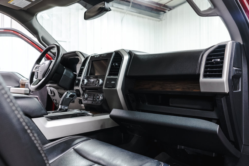 Used 2018 Ford F150 Lariat w/ Equipment Group 502A Luxury AWD/4WD image 39