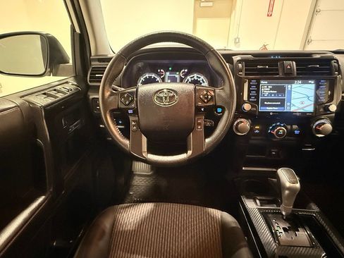 Used 2023 Toyota 4Runner TRD Off-Road AWD/4WD image 29