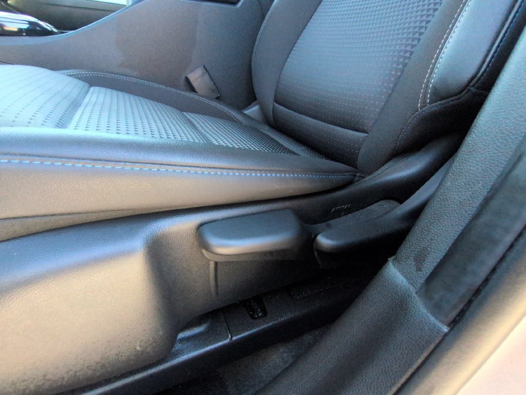 Used 2026 Chevrolet Trax LT FWD image 14